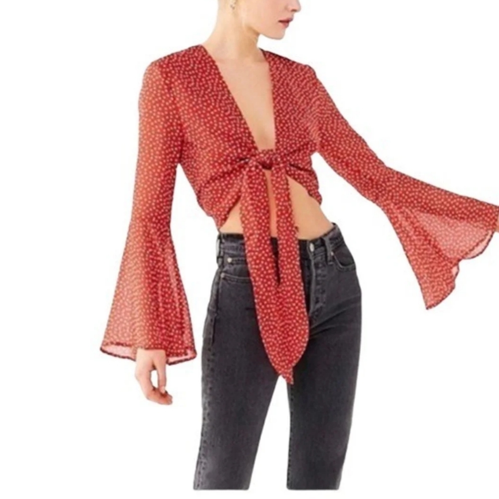 Urban Outfitters Top Size Medium
